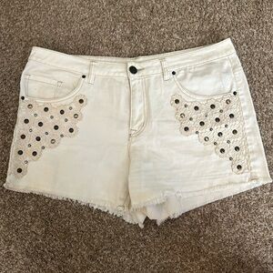 BDG size 31 Mid Rise Freja off white